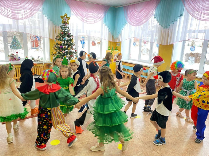 Новогодний утренник Новогодний утренник.